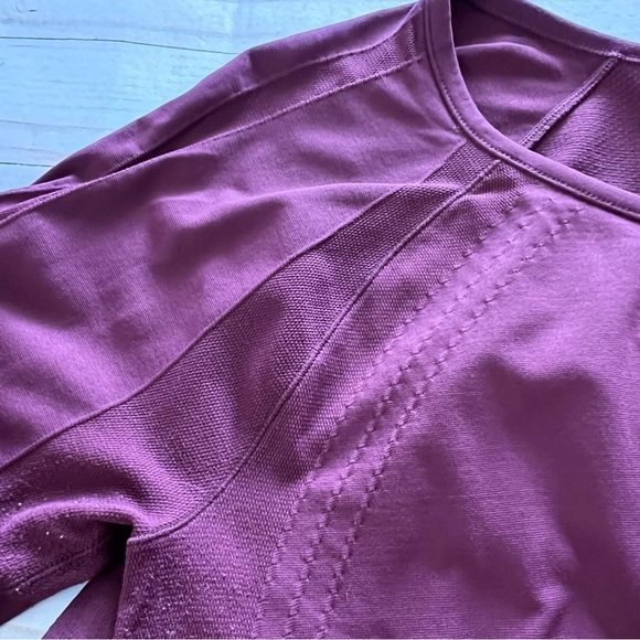 Bundle of Three Gaiam Yoga Warrior Tops in Navy Green and Burgundy size Large - Picture 7 of 16